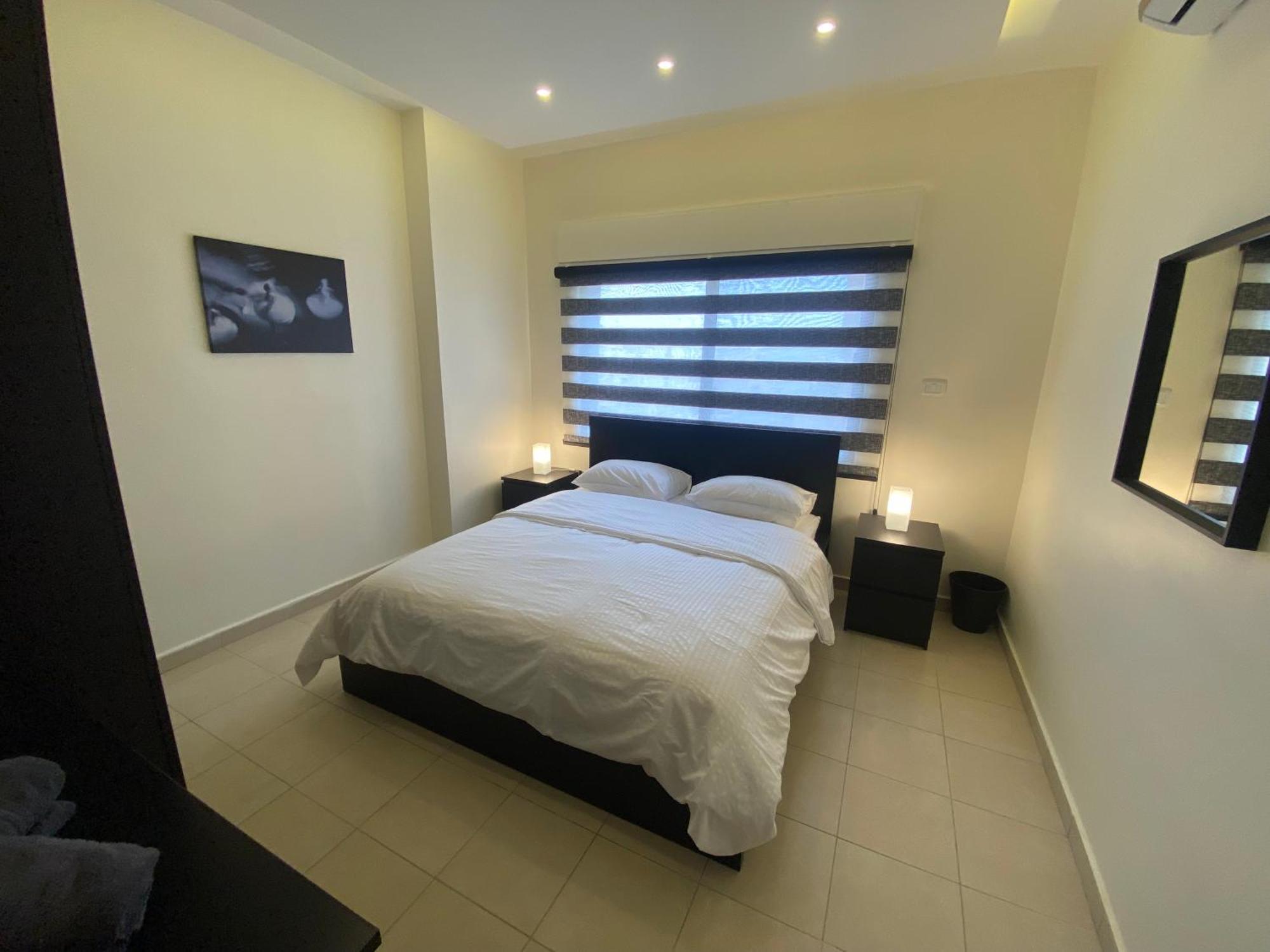 Dair Ghbar Apartment Амман Номер фото