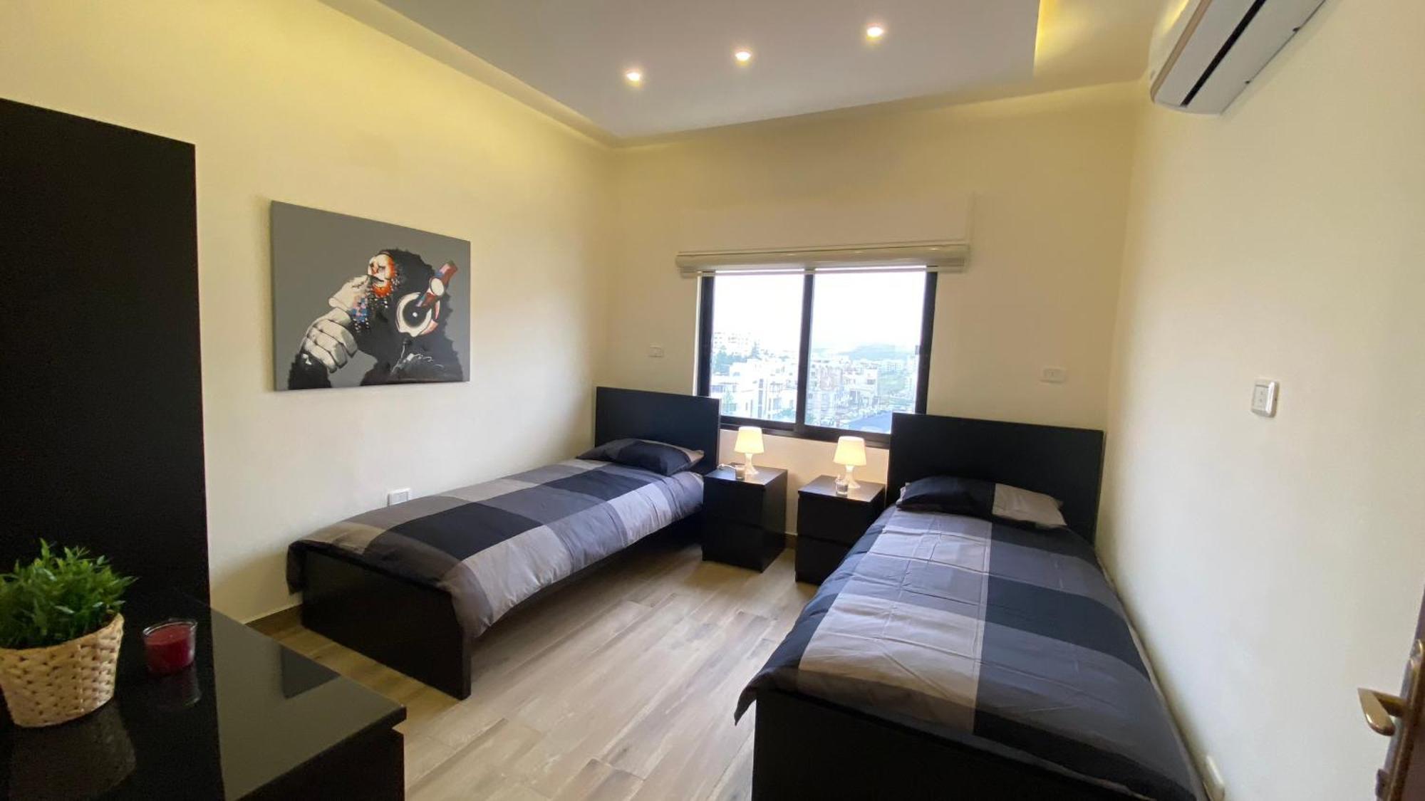Dair Ghbar Apartment Амман Номер фото